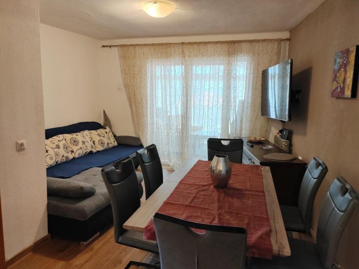 Apartment Kristina ดรามัลย์ ภายนอก รูปภาพ